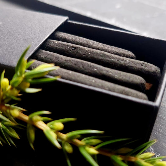 Kvēpināmie kociņi KADIĶIS