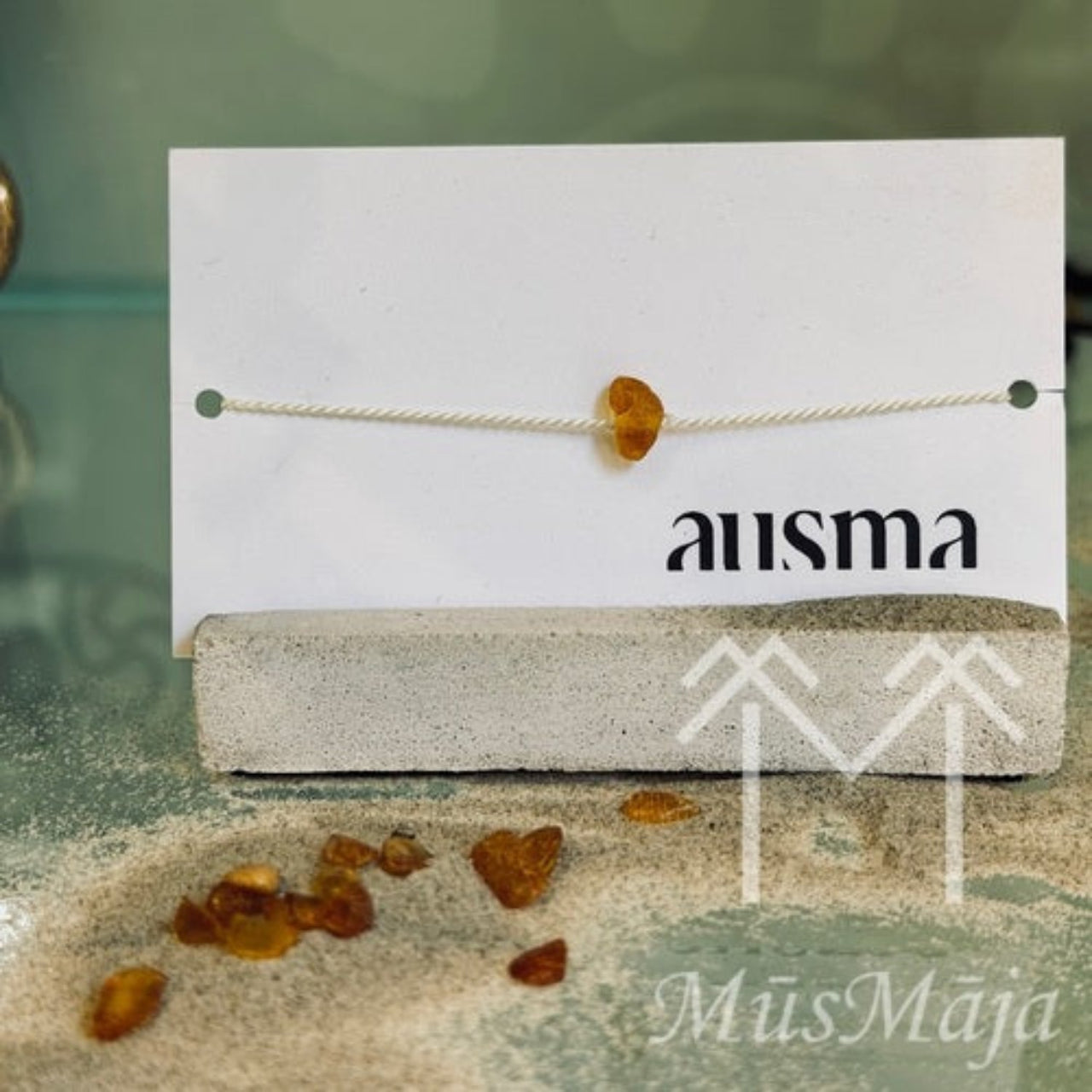 Zīda diega aproce DZINTARA GRAUDS AUSMA