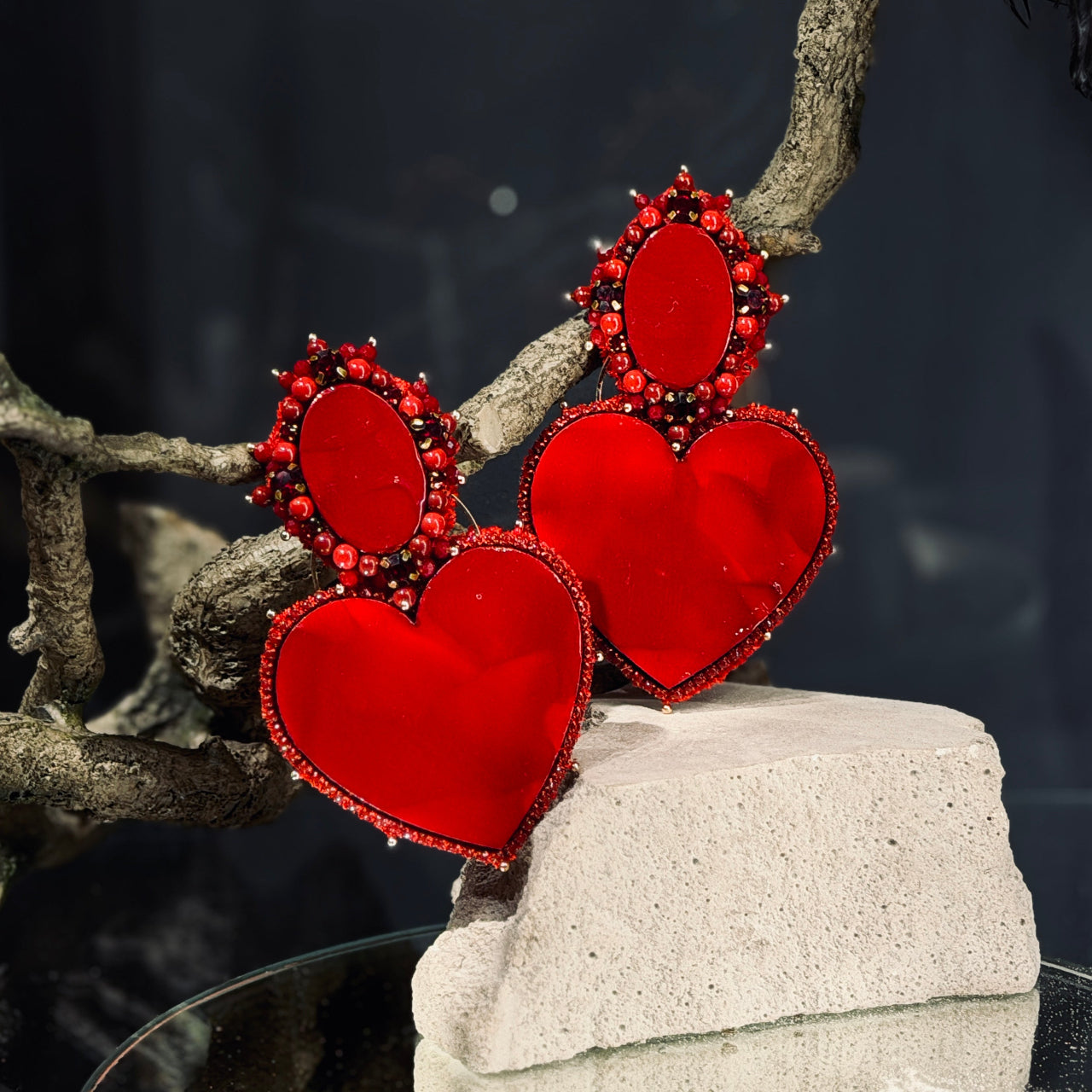 Auskari UGUNĪGĀ SIRDS