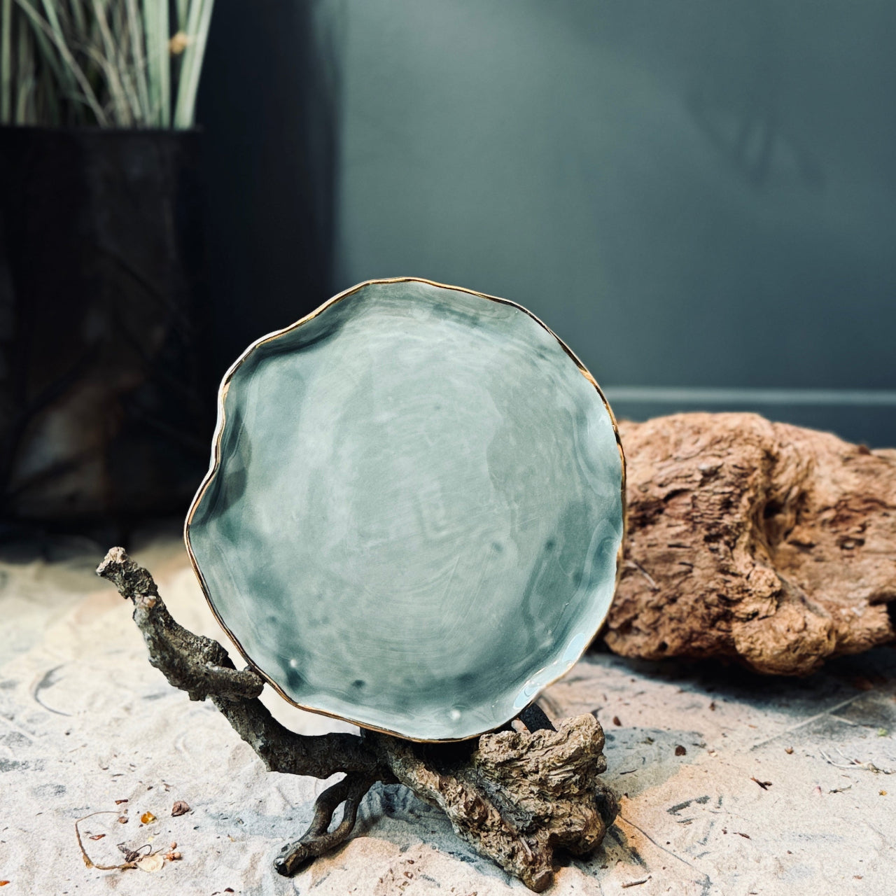 Porcelāna šķīvji KRĀSAS