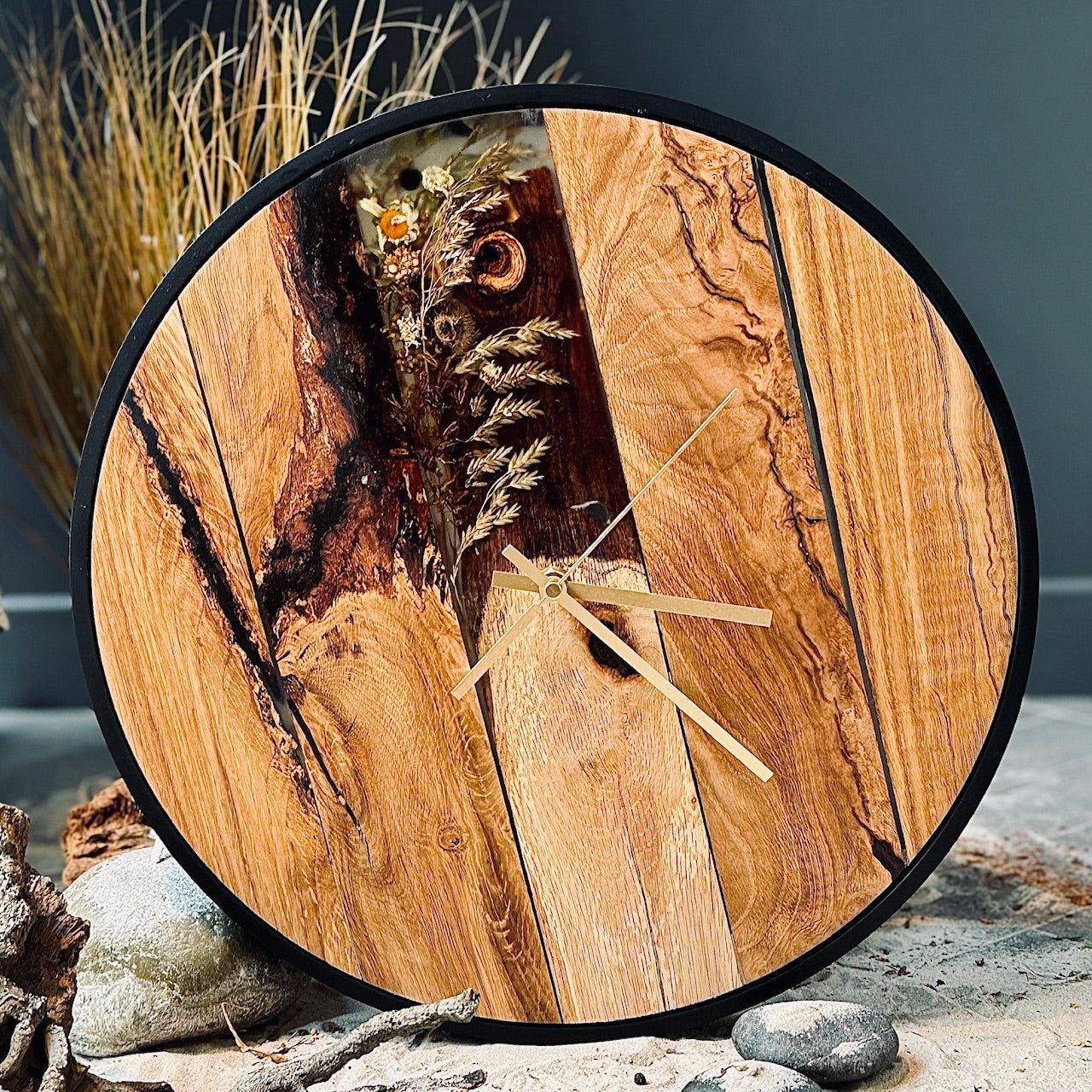 Koka sienas pulkstenis DABA