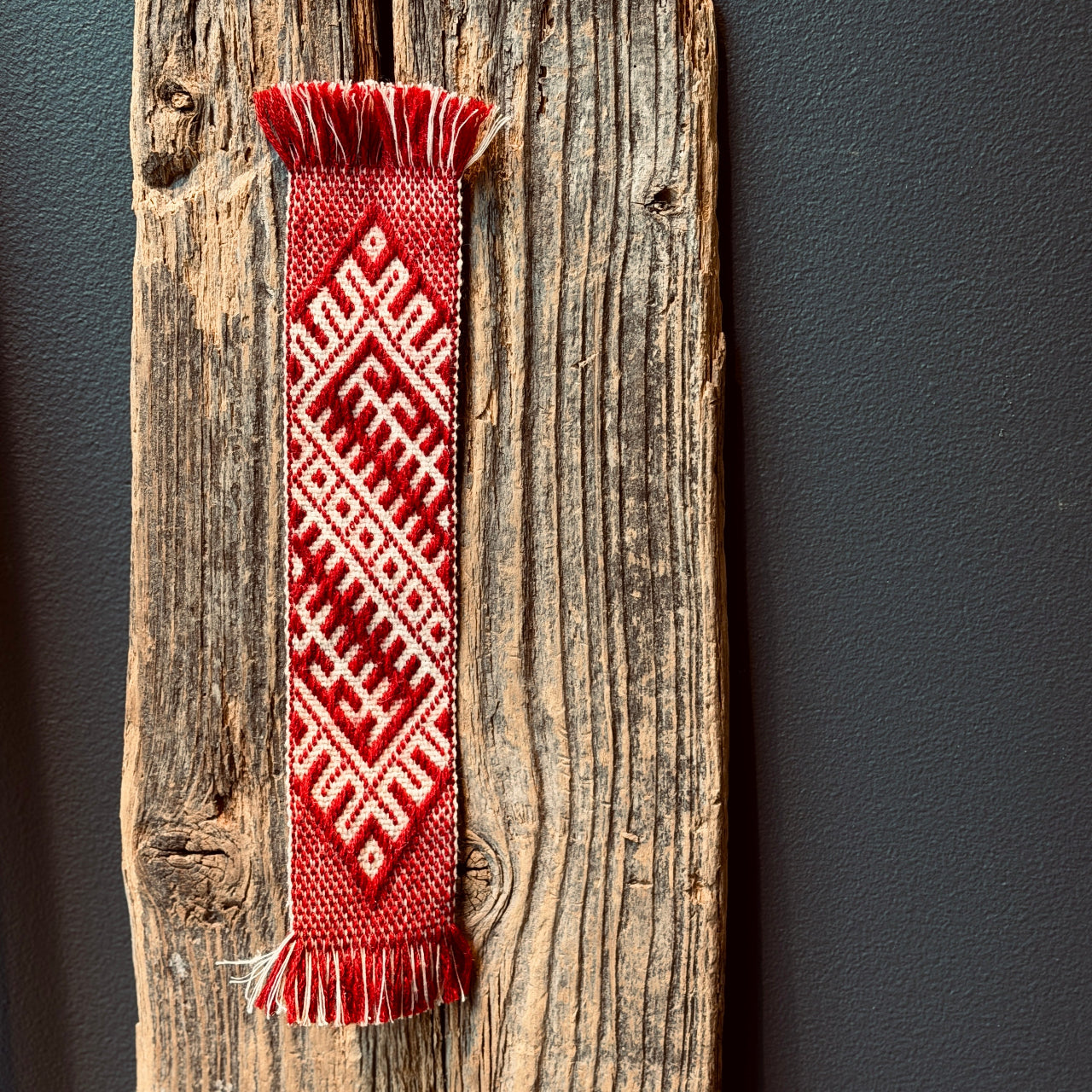 Austa grāmatzīme LIELVĀRDE