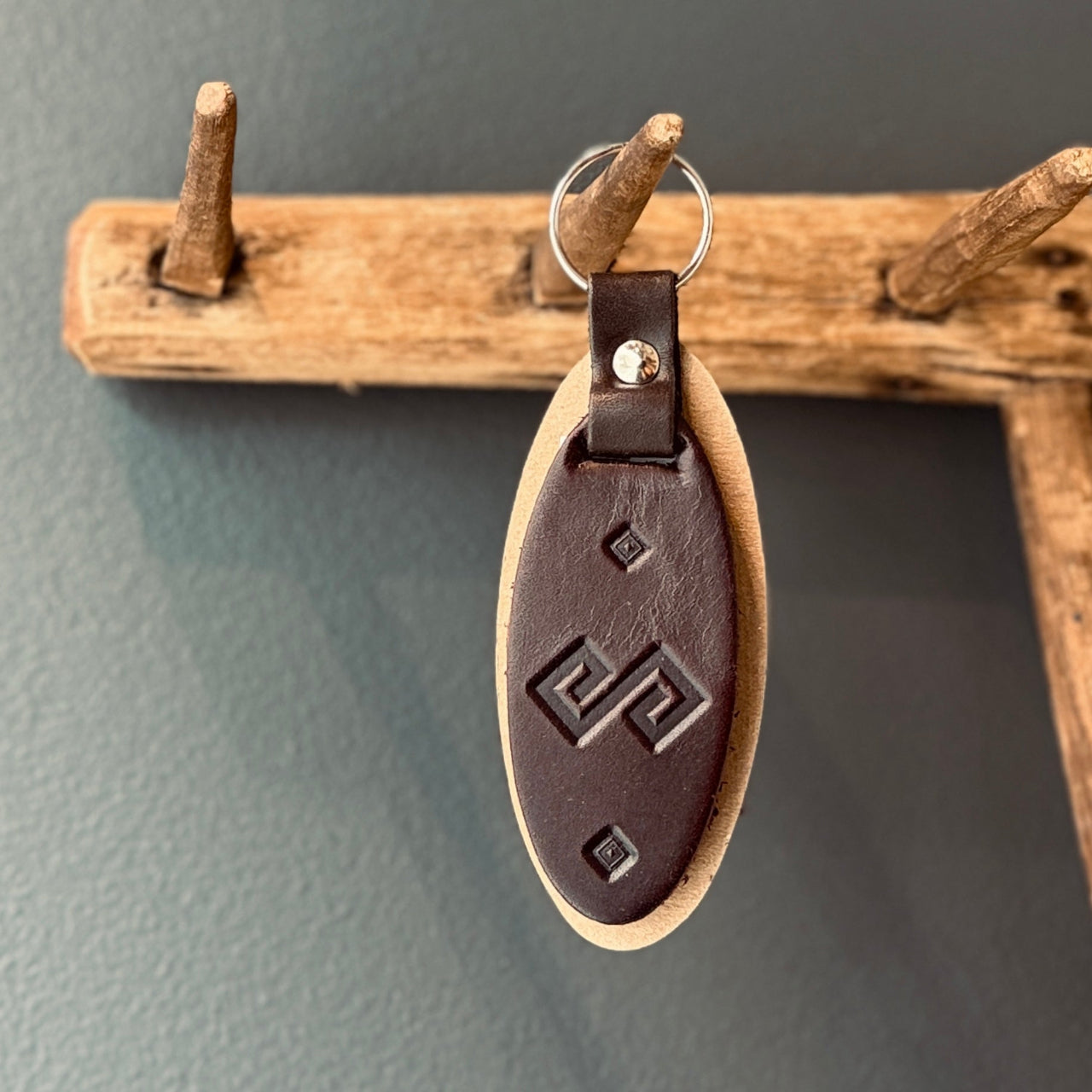 Ādas atslēgu piekariņi ZALKTIS