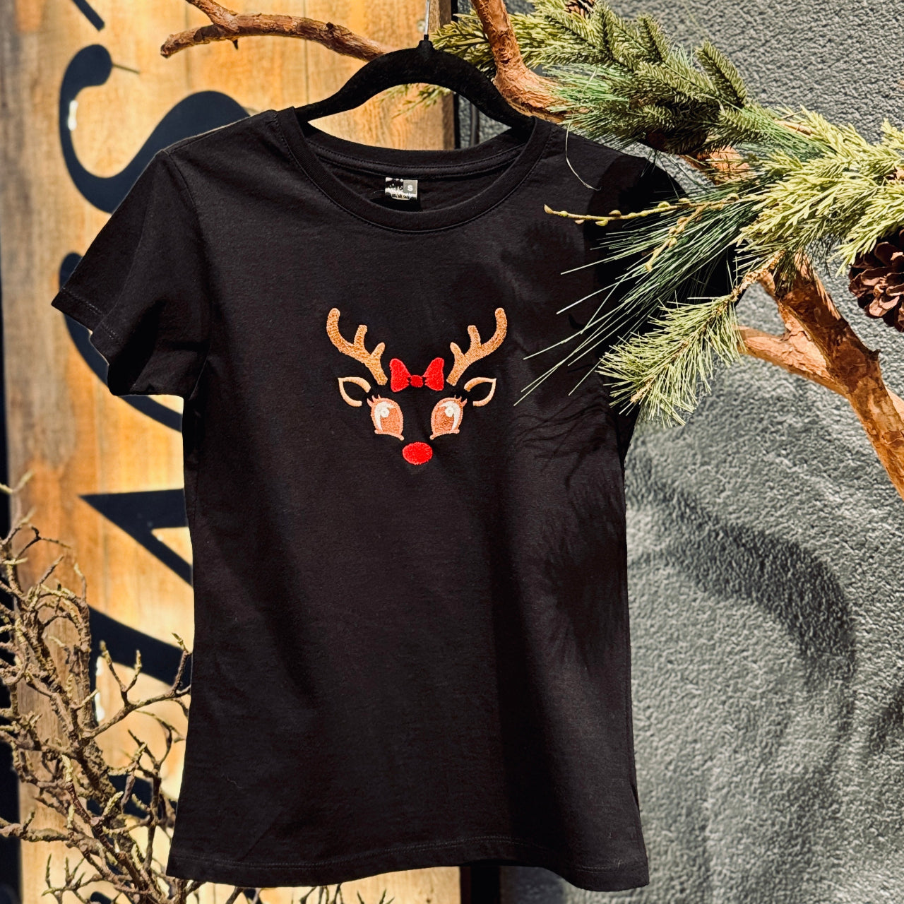 T krekls sievietēm ZIEMEĻBRIEDIS