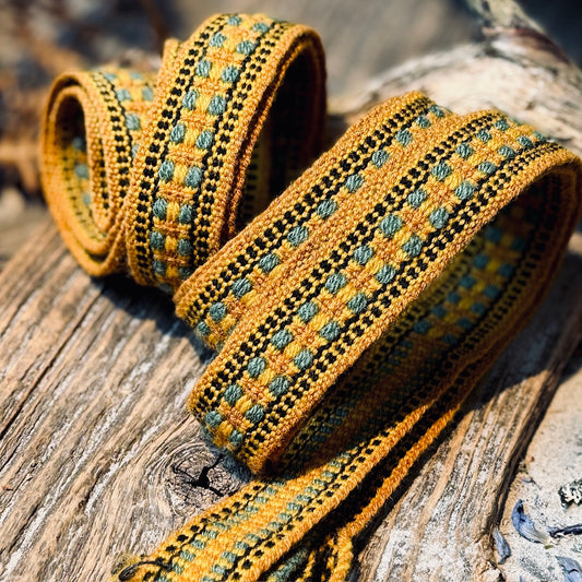 Austa tautiska josta LIEZĒRE