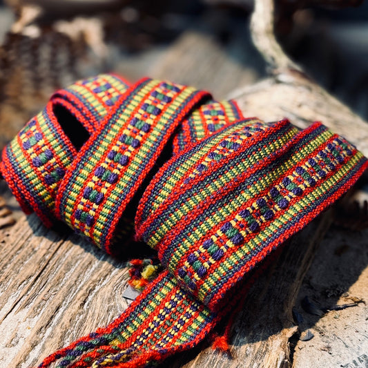 Austa tautiskā josta SKRĪVERI