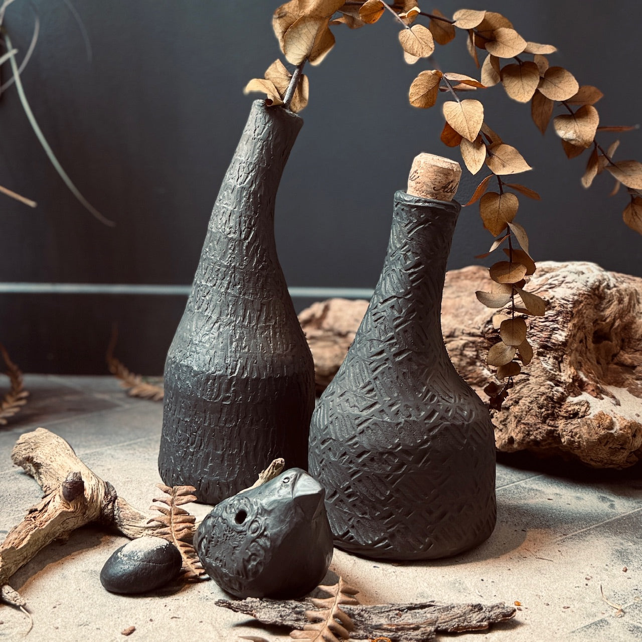 Melnās keramikas vāzes MELNĀ GRĀCIJA