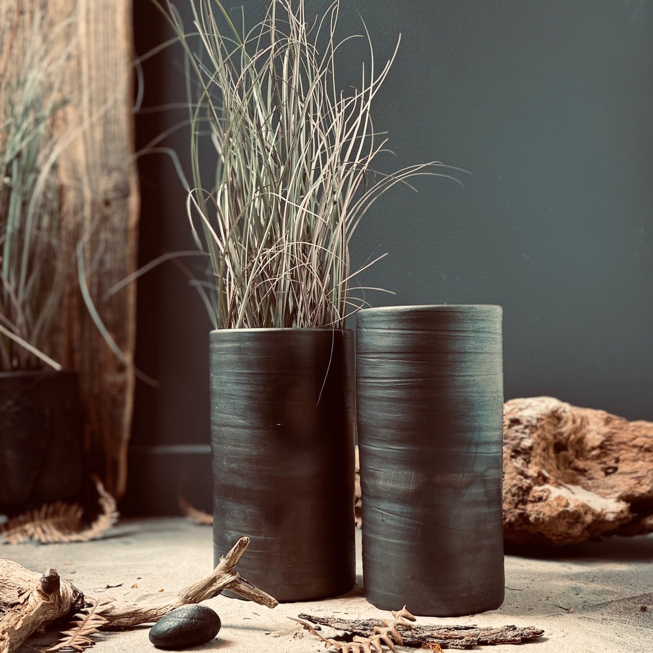 Melnās keramikas vāzes MELNĀ GRĀCIJA