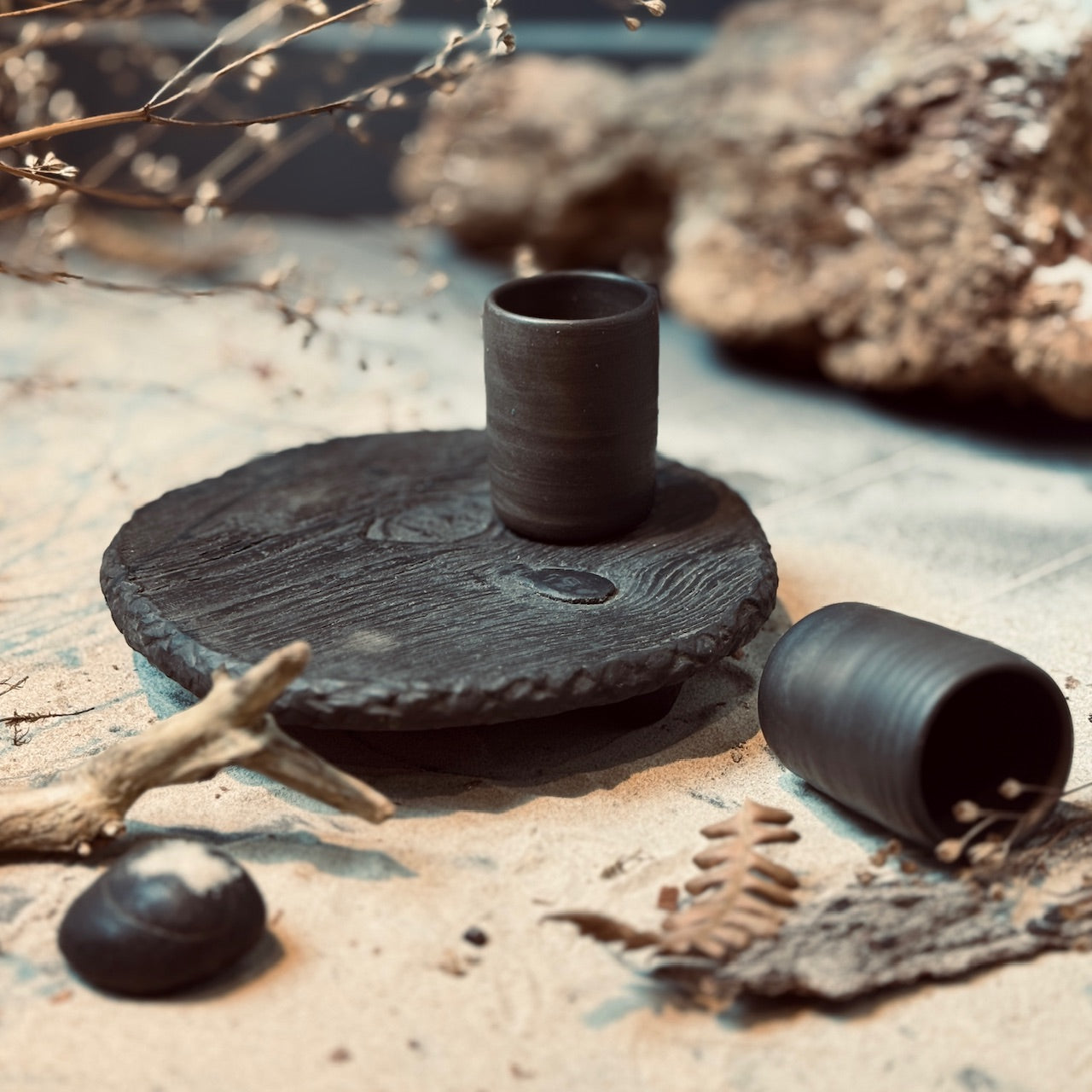 Melnās (svēpētās) keramikas ŠOTA GLĀZES