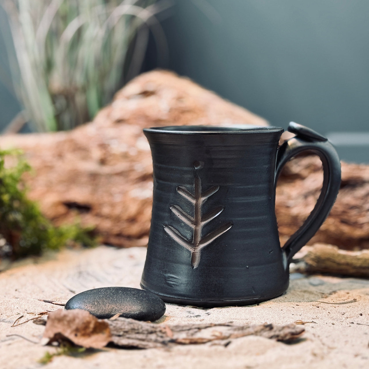 Melnie ALUS kausi ar LATVIEŠU SPĒKA ZĪMĒM