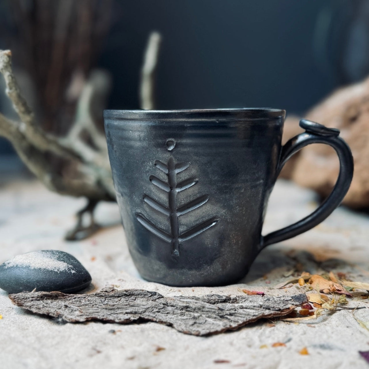 Keramikas krūzes LATVIEŠU SPĒKA ZĪMES