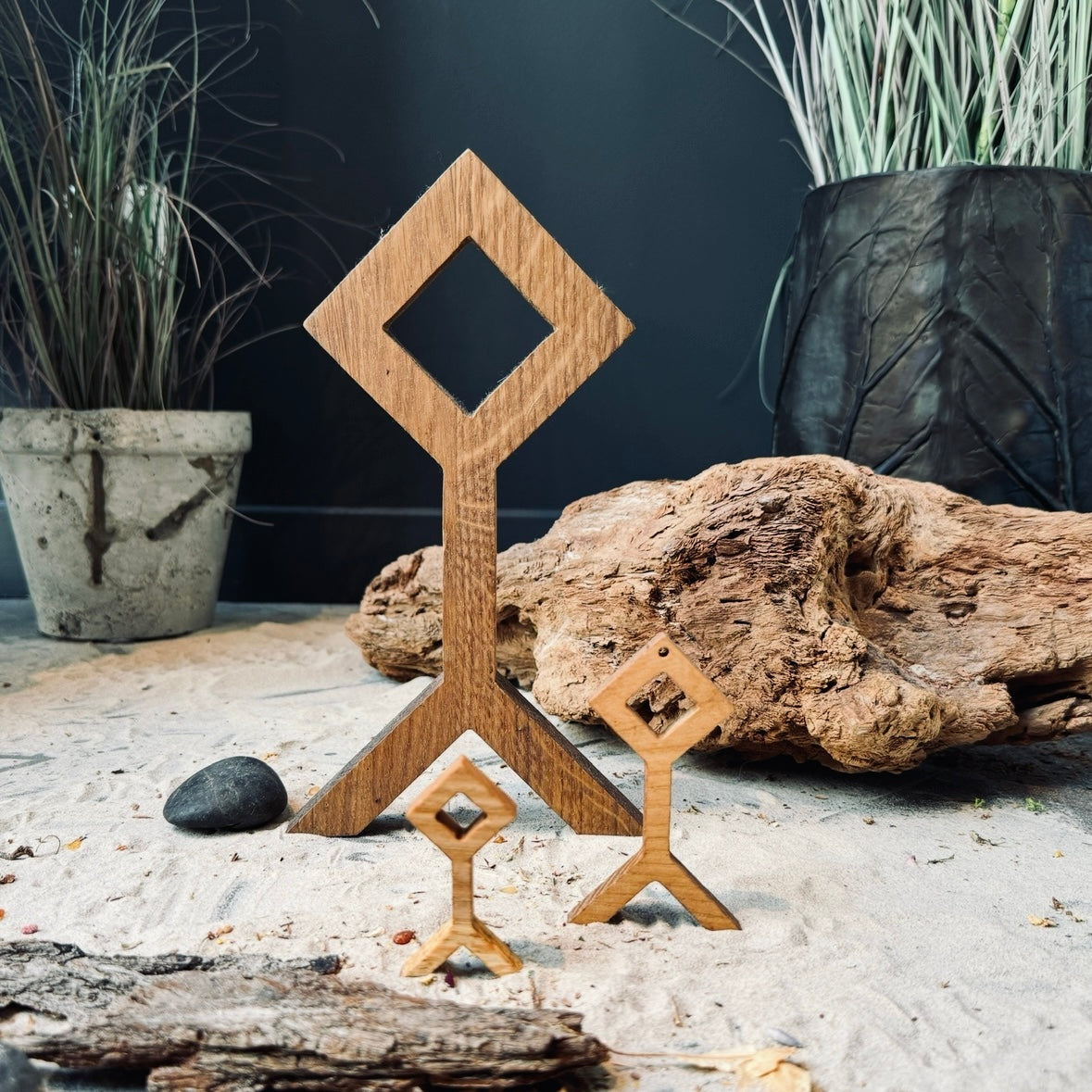 Latviešu spēka koka zīme JĀŅA ZĪME