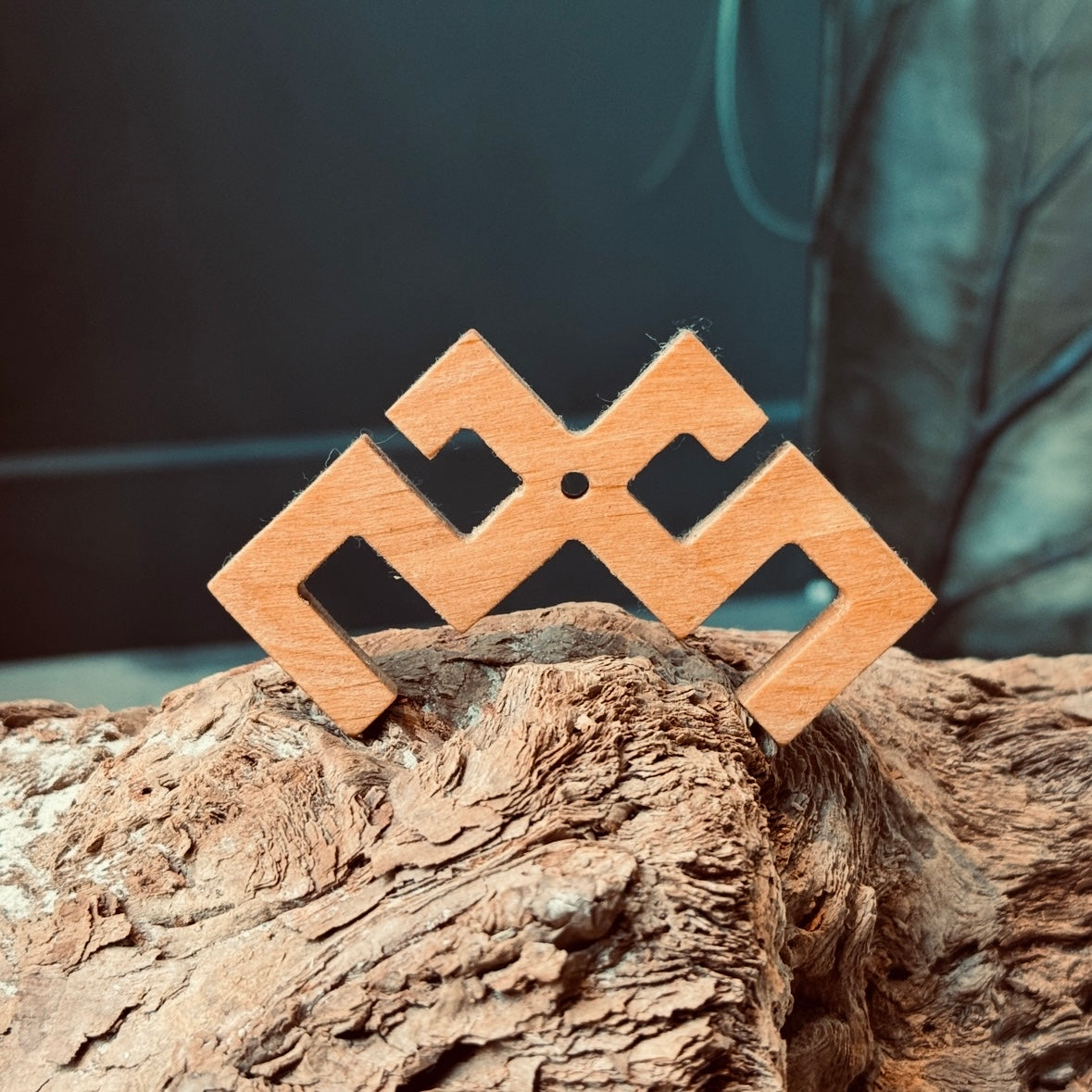 Latviešu spēka koka zīme MĀRTIŅŠ