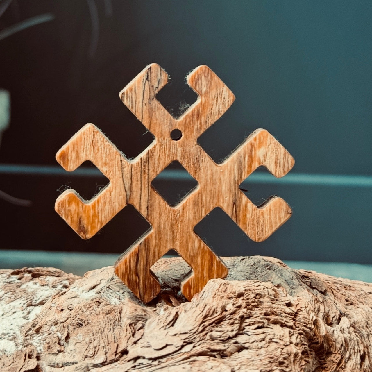 Latviešu spēka koka zīme MĒNESS ZĪME