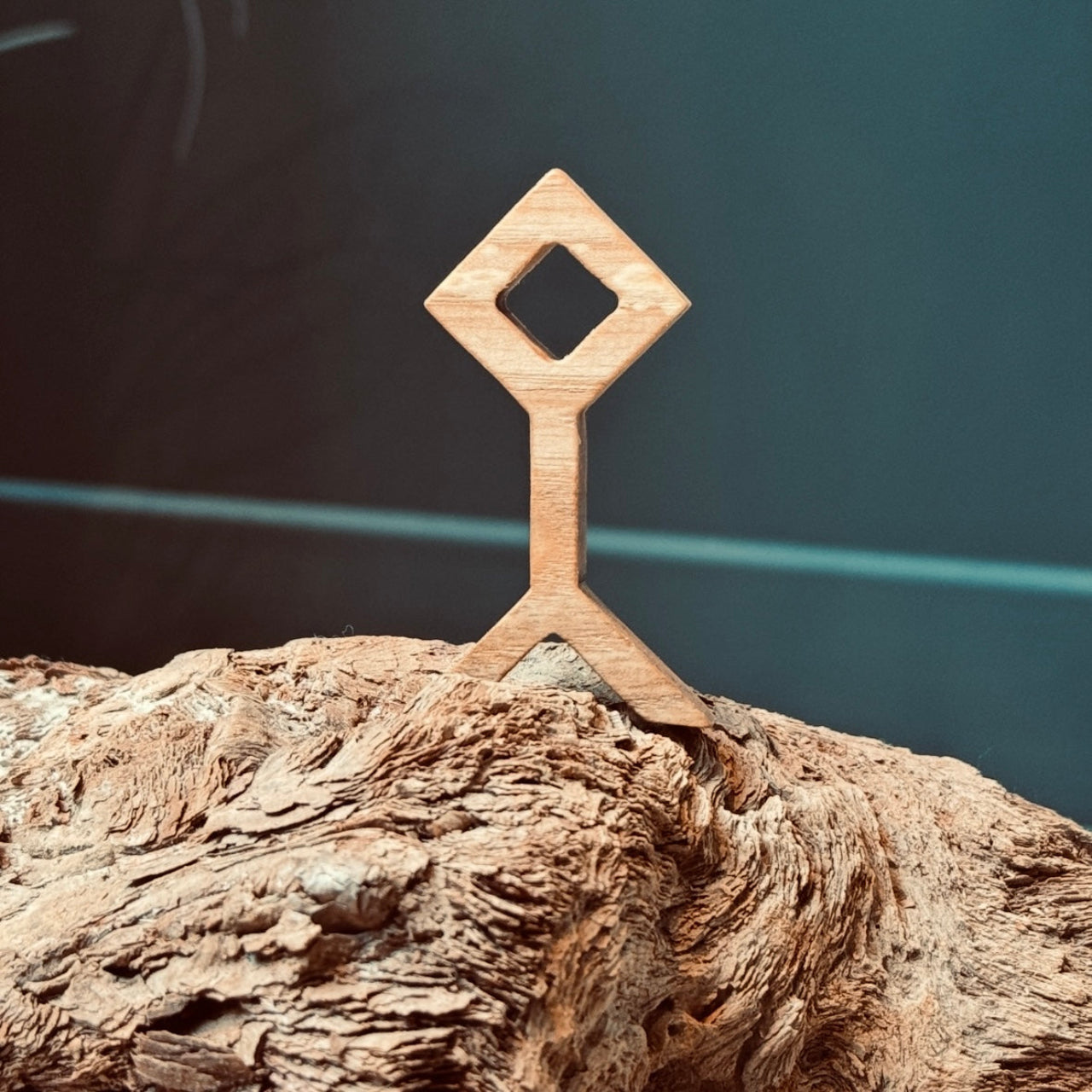 Latviešu spēka koka zīme JĀŅA ZĪME