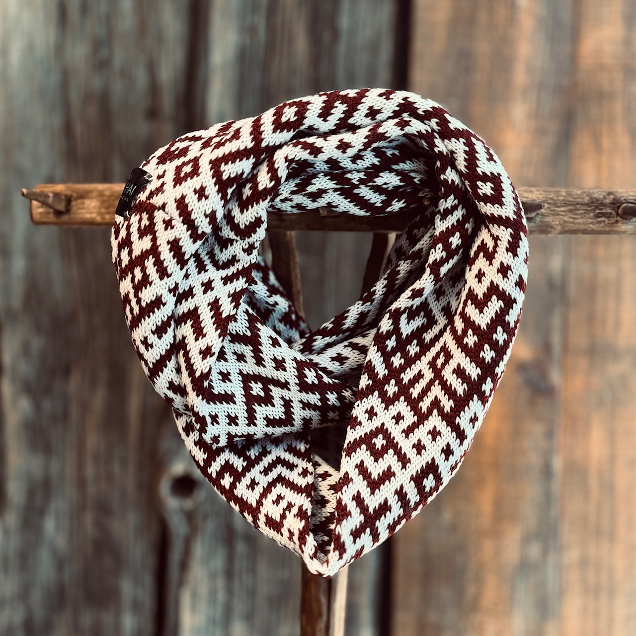 Adītas apaļšalles LIELVĀRDE