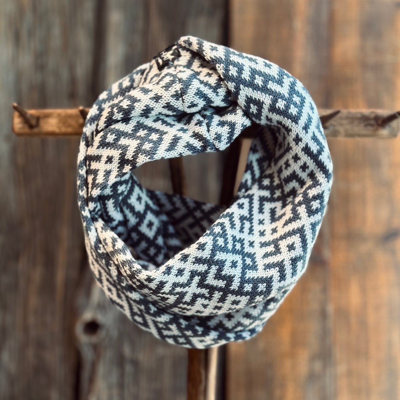 Adītas apaļšalles LIELVĀRDE