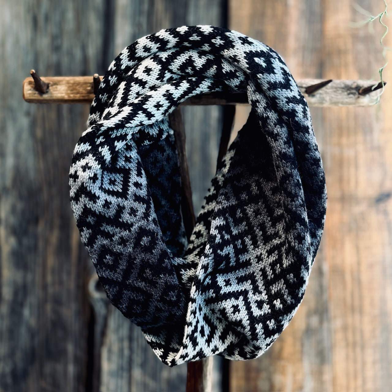 Adītas šalles RAKSTU RAKSTOS