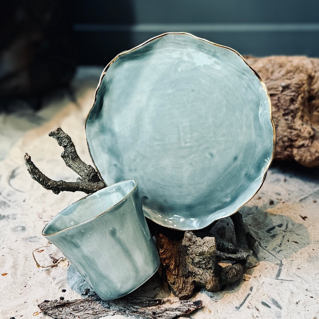 Porcelāna šķīvji KRĀSAS