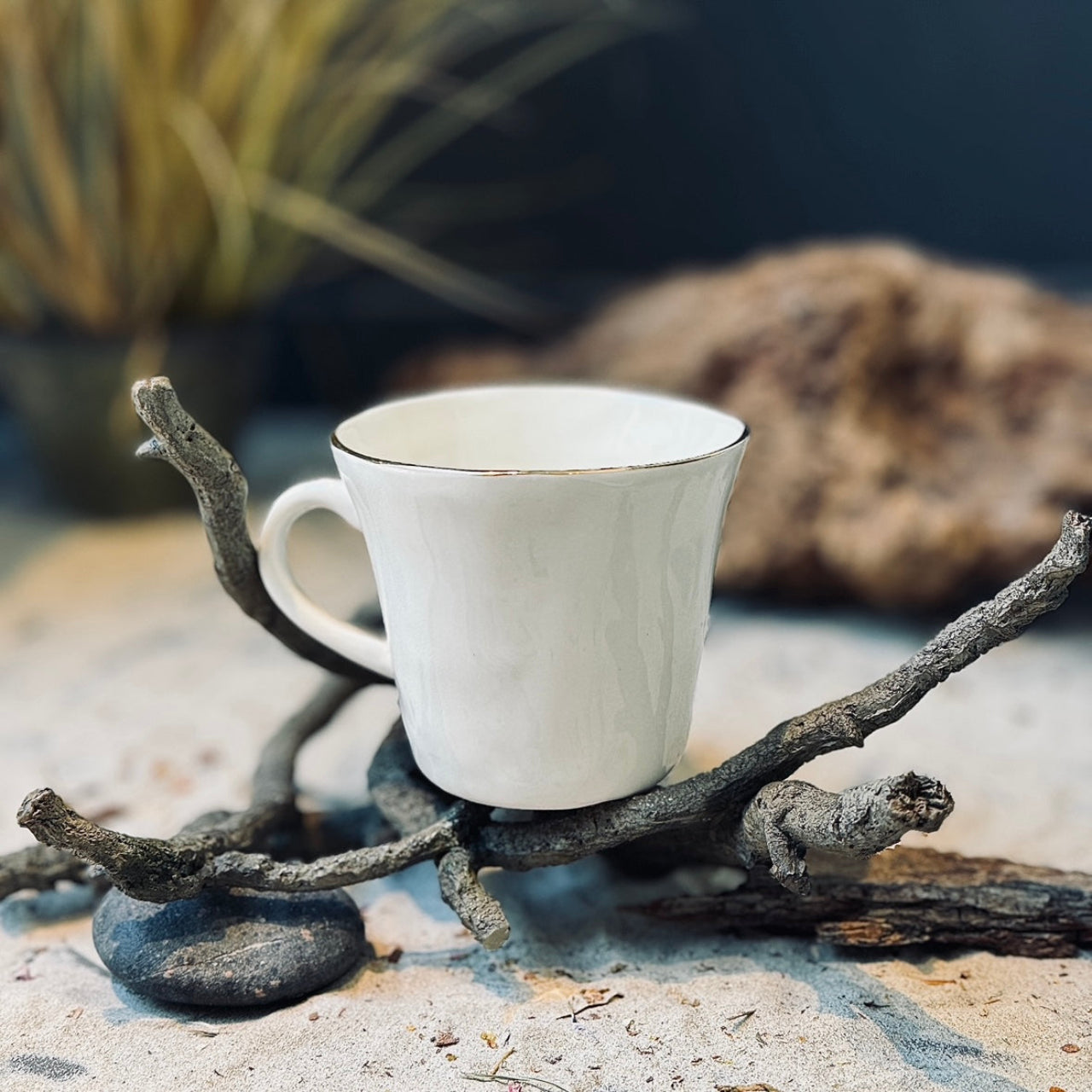 Porcelāna krūzes un glāzes KRĀSAS