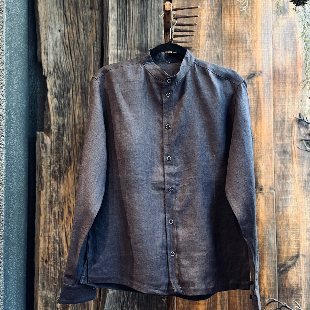 Lina krekls vīriešiem PELĒKAIS VILKS