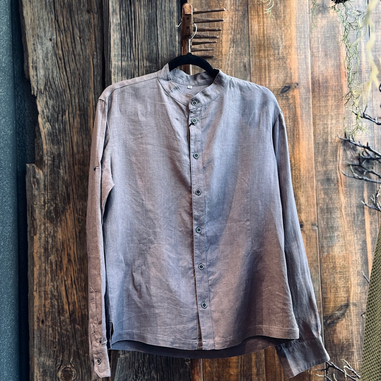 Lina krekls vīriešiem PELĒKAIS VILKS