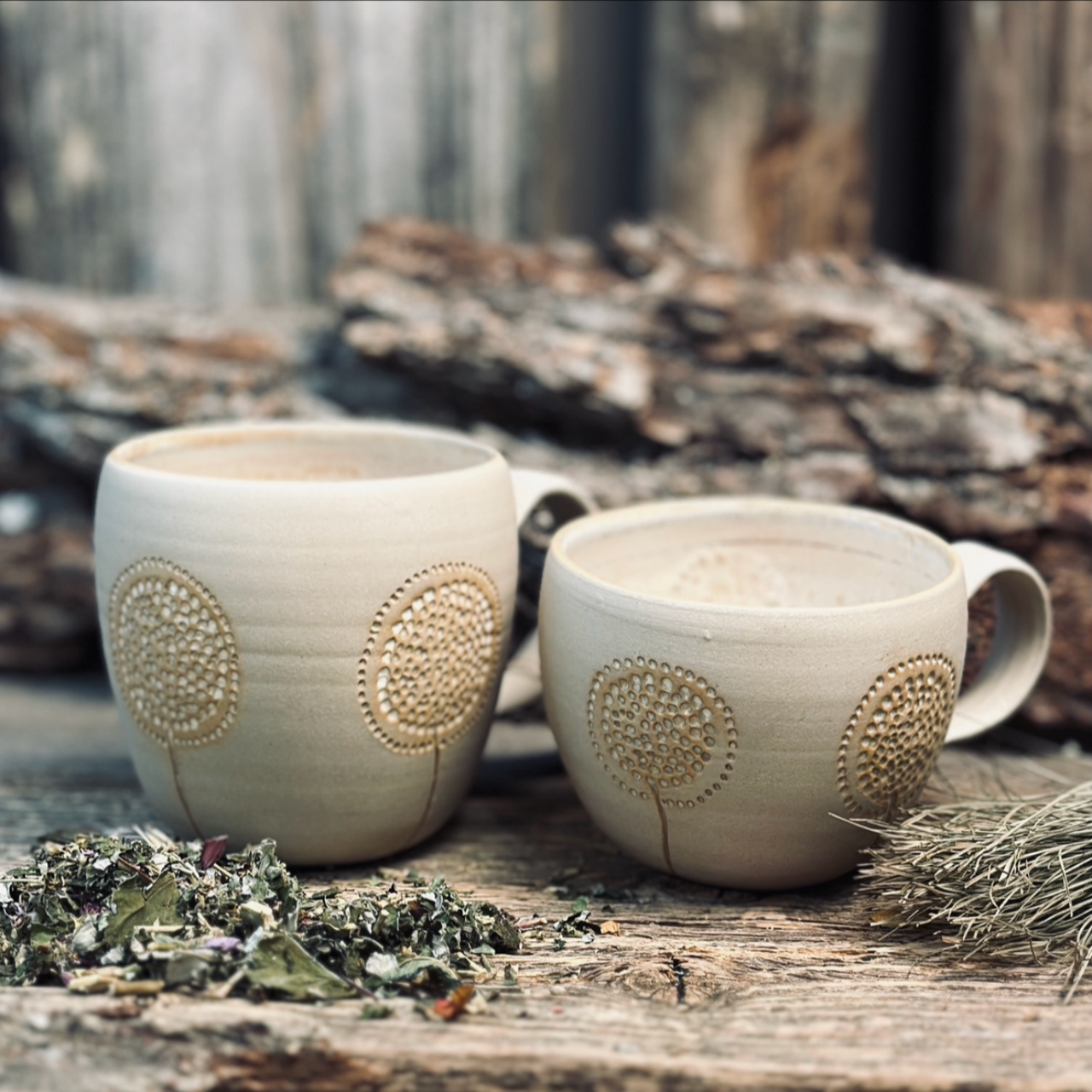 Kafijas un tējas krūzes BALTAIS ZIEDS