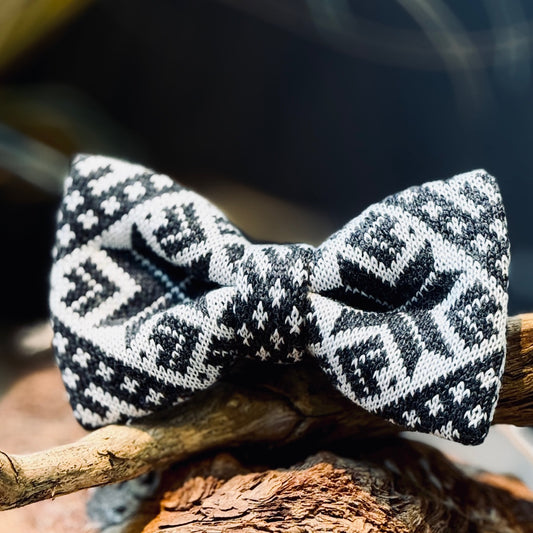 Adīti tauriņi LIELVĀRDES RAKSTS