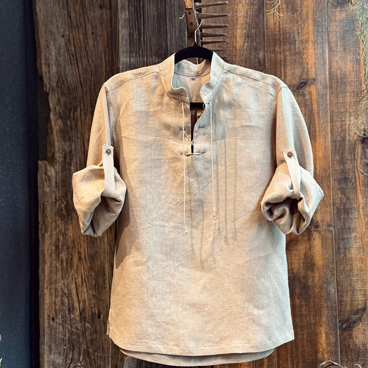 Lina krekls vīriešiem LINS ar striķīšiem