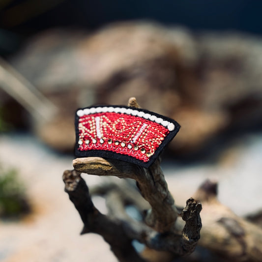 Izšūta piespraude BĀRTAS VAINAGS