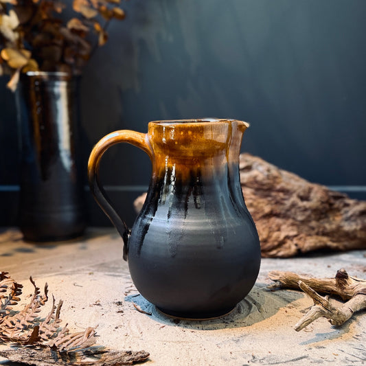 Keramikas krūka ZEME