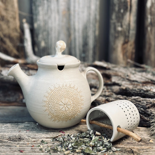 Tējkanna ar sietiņu BALTAIS ZIEDS