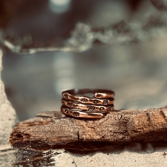 Vara SPIRĀLGREDZENS ar latviešu spēka zīmēm