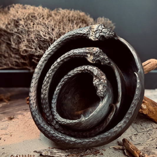 Melnās keramikas bļoda ZALKTIS