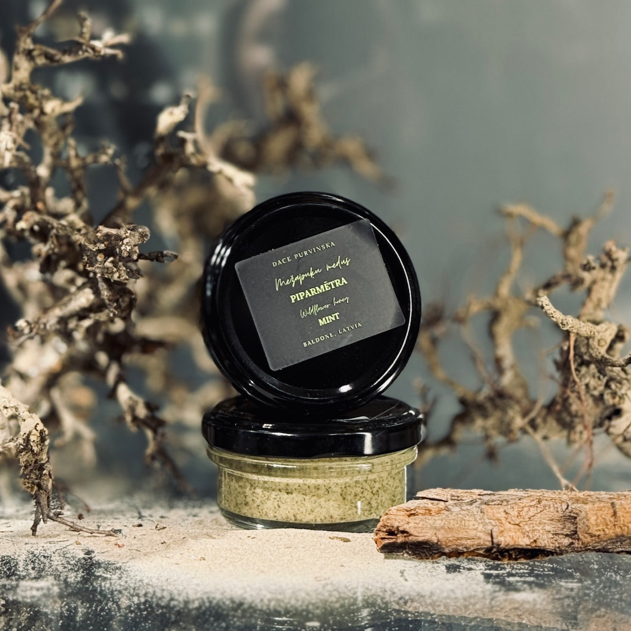 Mežapuķu putots medus PIPARMĒTRA