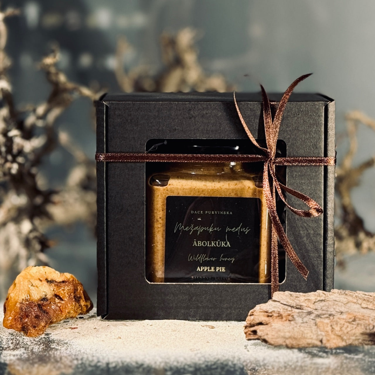 Mežapuķu putots medus ĀBOLKŪKA