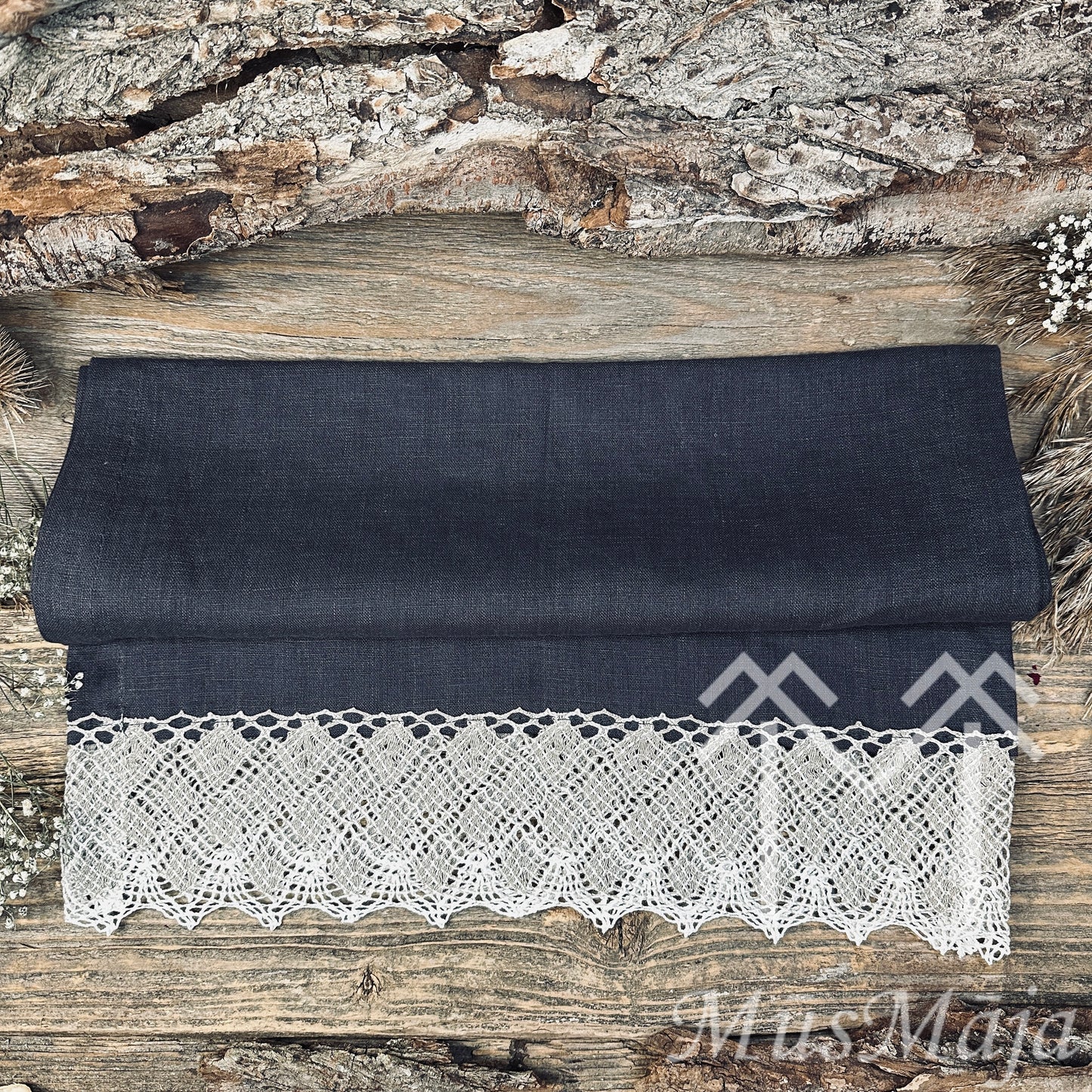 Lina galda celiņš "BAKLAŽĀNS" ar mežģīni retro "ROMANTIKA"