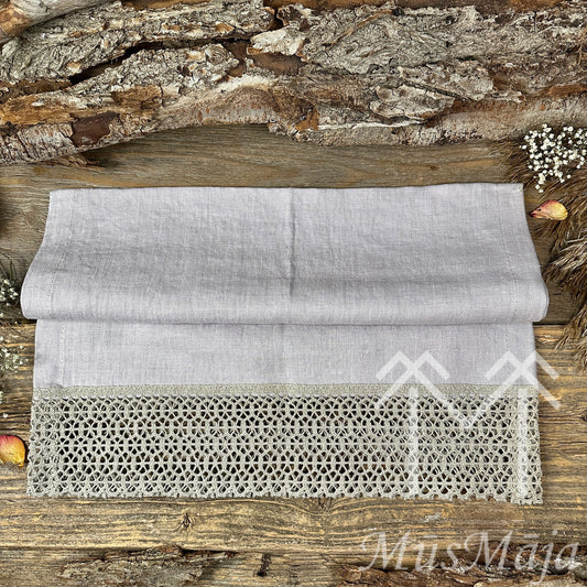 Lina galda celiņš "MELLEŅU PIENS" ar šūnas mežģīni