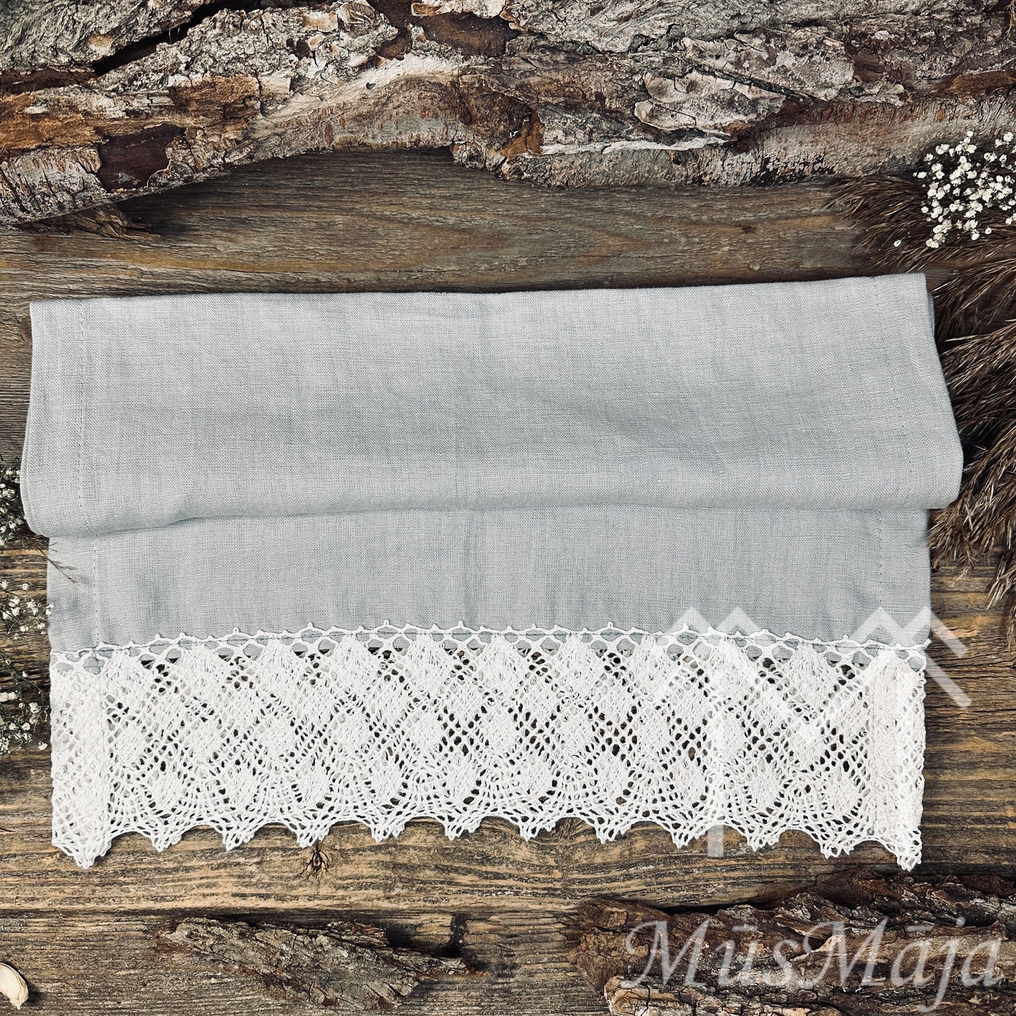 Lina galda celiņš "MIGLA" ar retro mežģīni