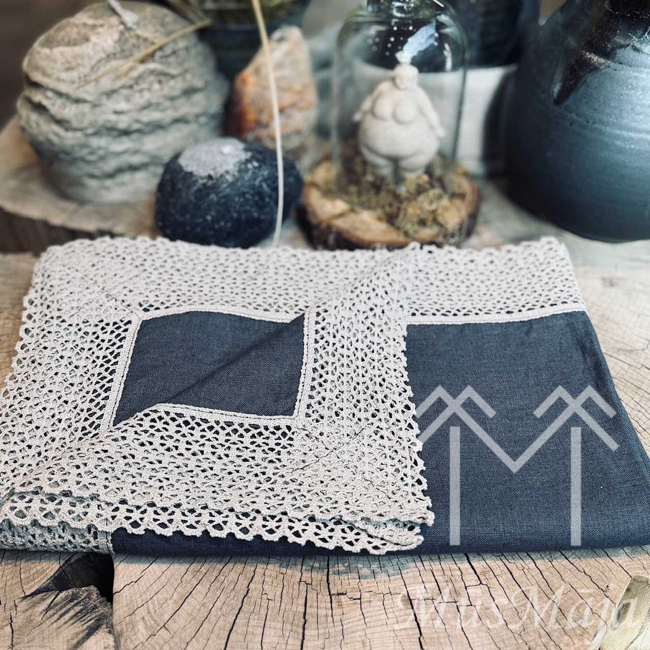 Lina galdauts "ASFALTS" ar šūnas mežģīni