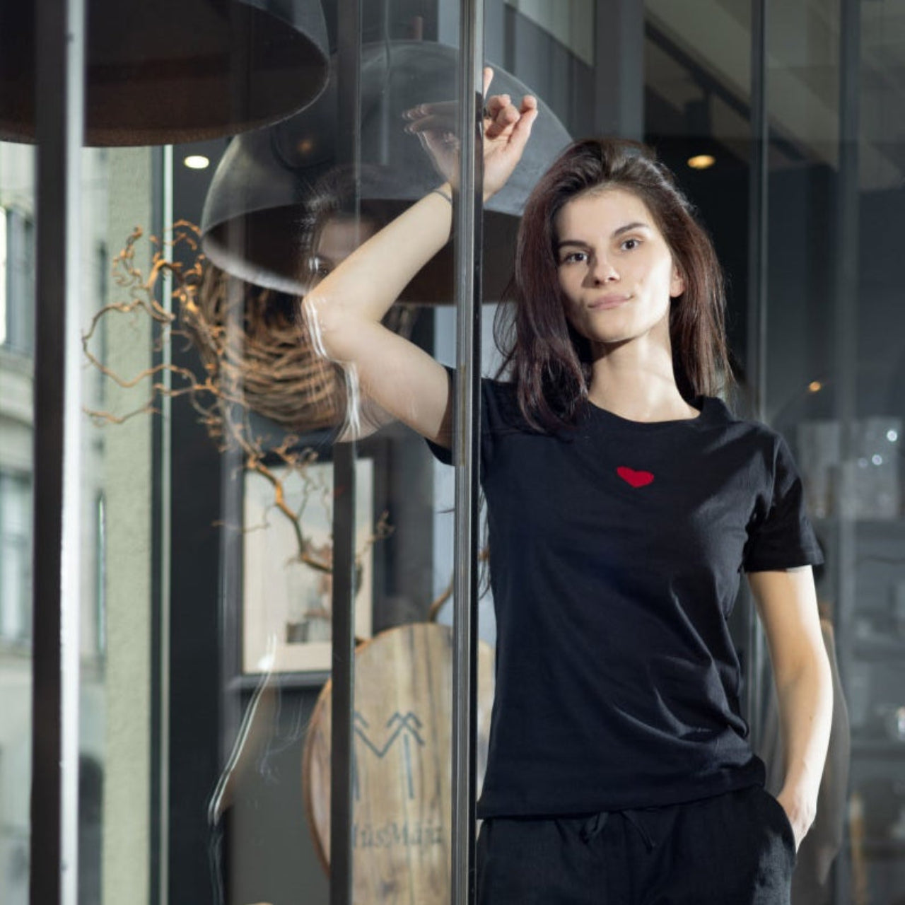 Izšūts T-krekls SIRSNIŅA