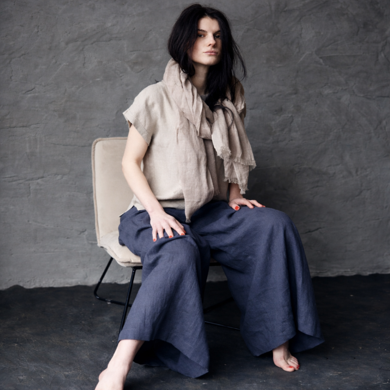 Plāna lina šalle SMILTS