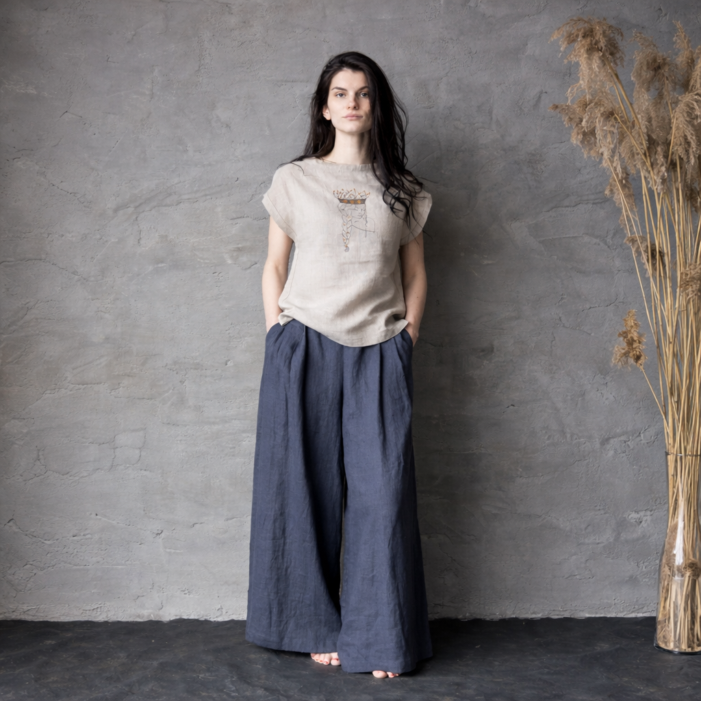 Lina blūzīte DŪMAKA ar izšūtu DZINTARA KRONI