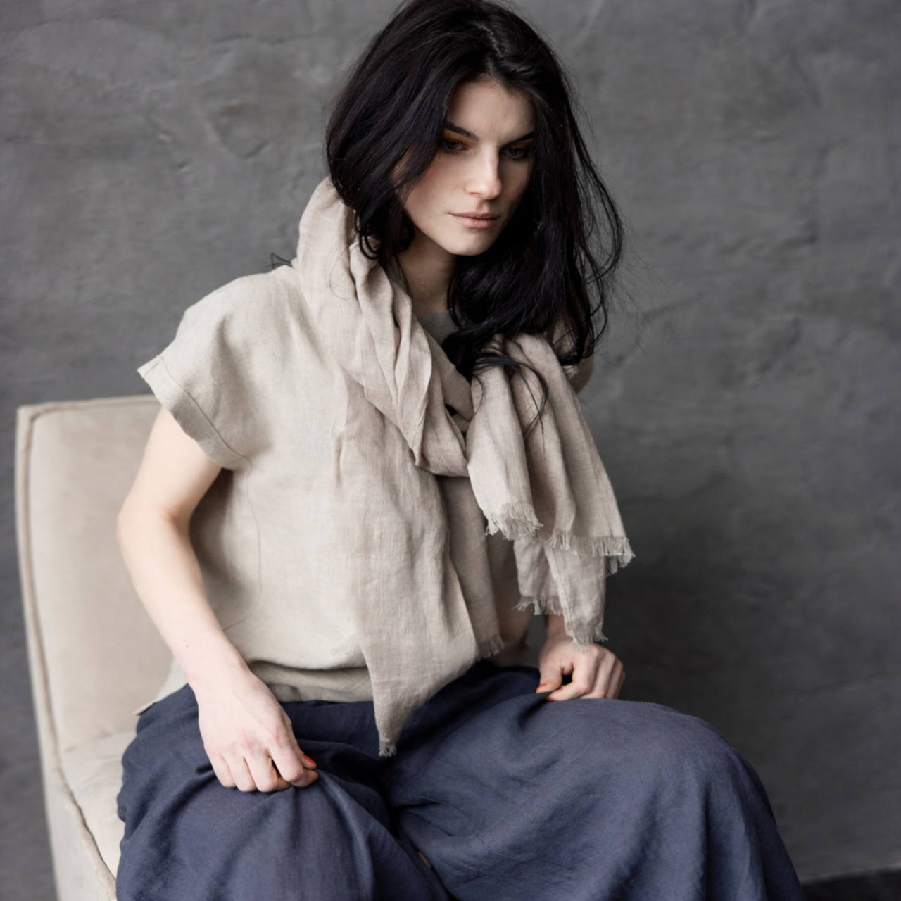 Plāna lina šalle SMILTS