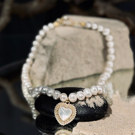 Balto upes pērļu kaklarota PERLAMUTRA SIRDS