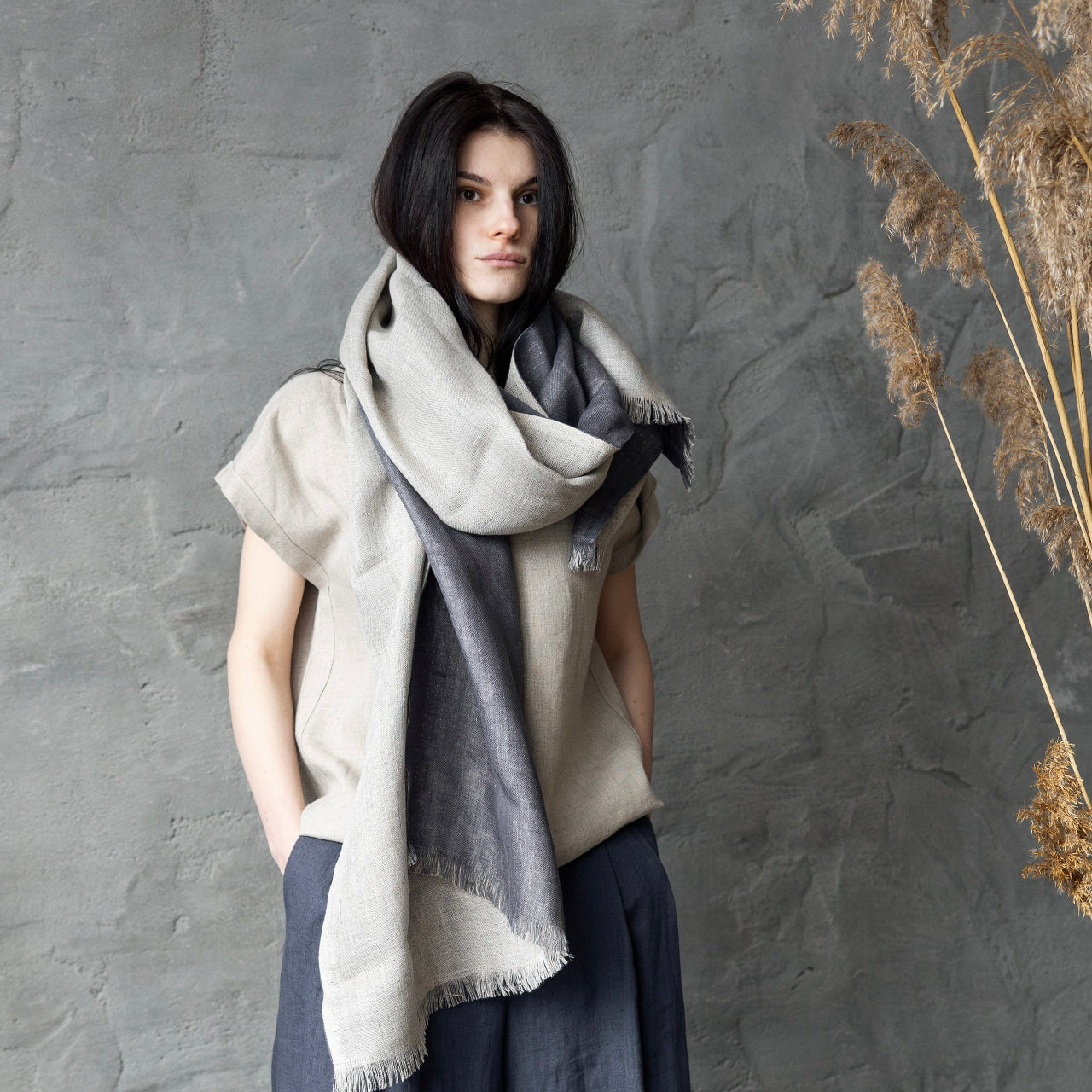 Lina šalle PELĒKĀ DUBULTNIECE