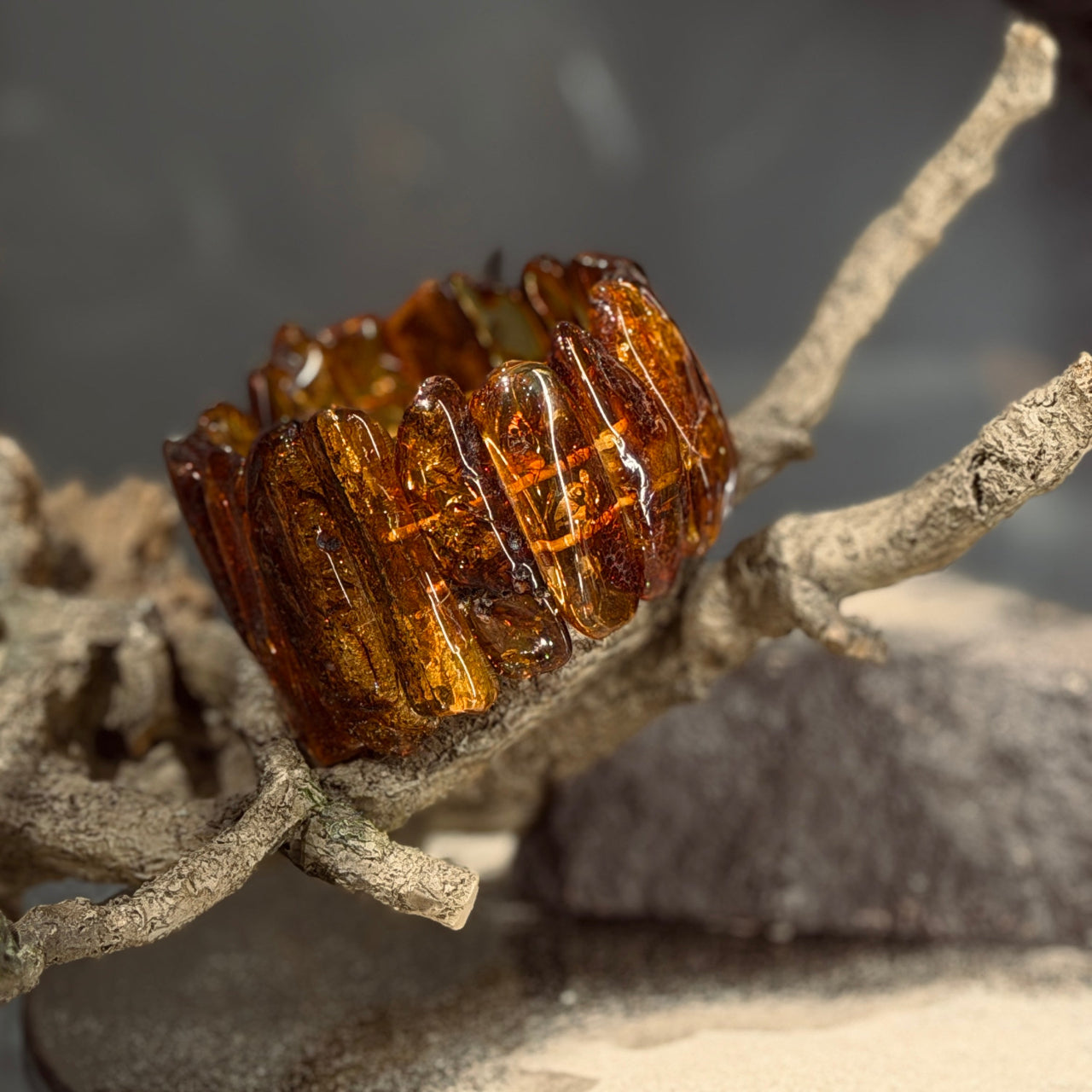 Pulētas dzintara aproces DZINTARAKMENS