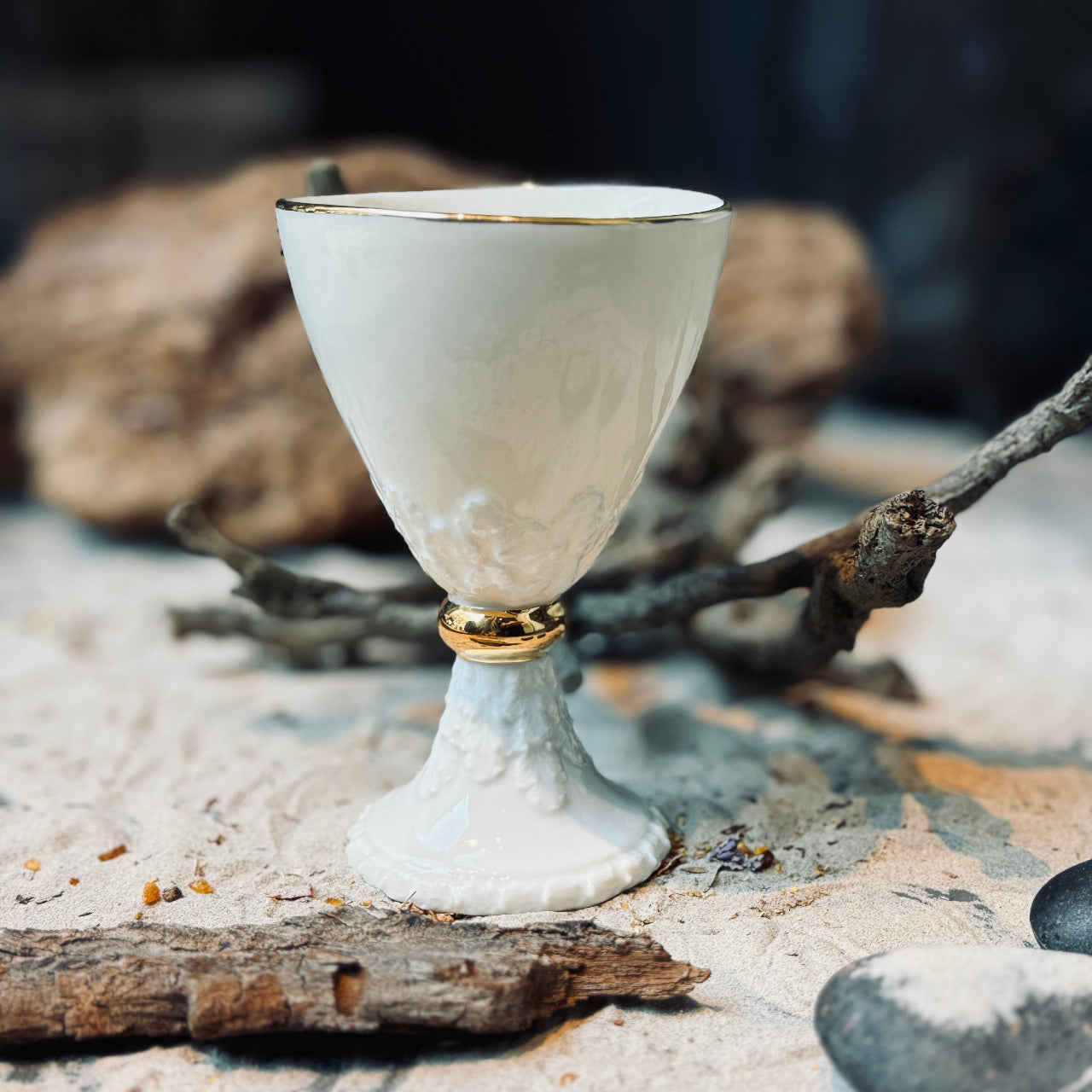 Porcelāna vīna kauss ZELTA PUMPIŅA