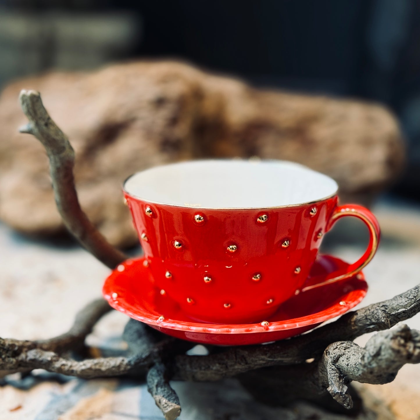 Porcelāna kafijas krūzes ar apakštasīti ZELTA PUMPIŅA