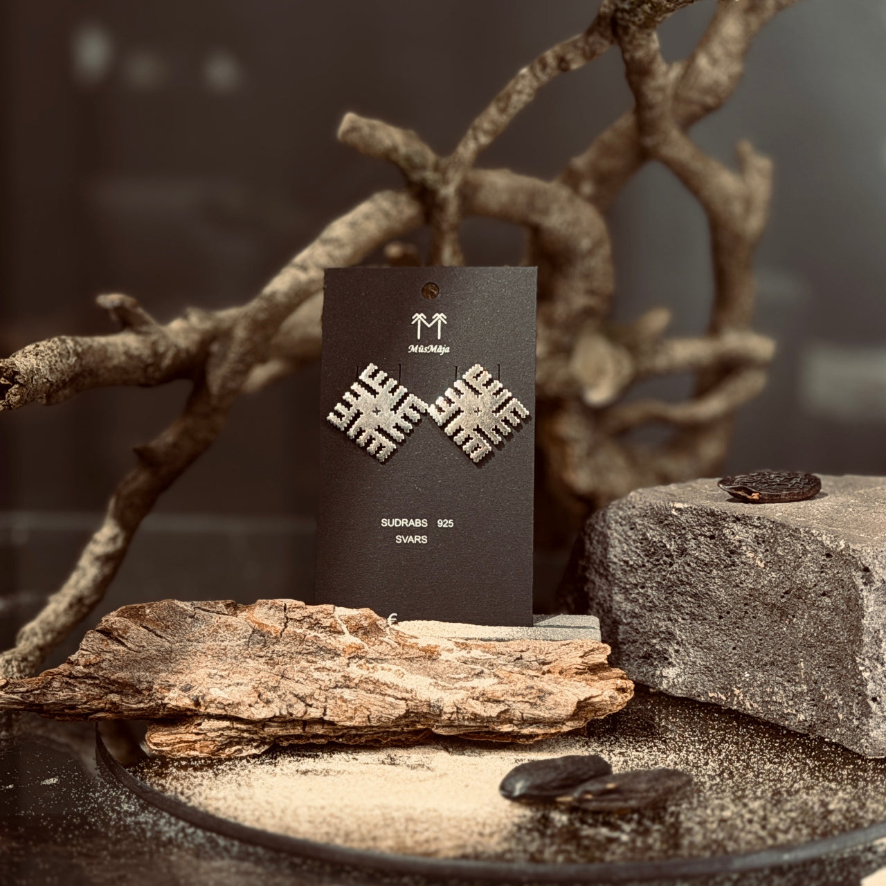 Sudraba auskari PĒRKONKRUSTS